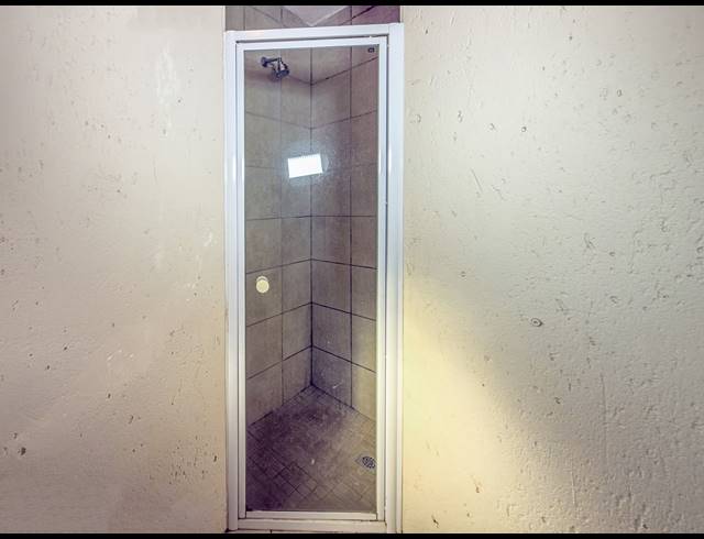 0.5 BEDROOM APARTMENT FOR SALE IN HILLCREST